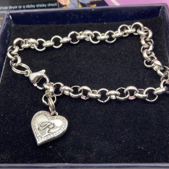 Silver Plated Initial Heart Charm Bracelet “R” - Picture 2 of 5